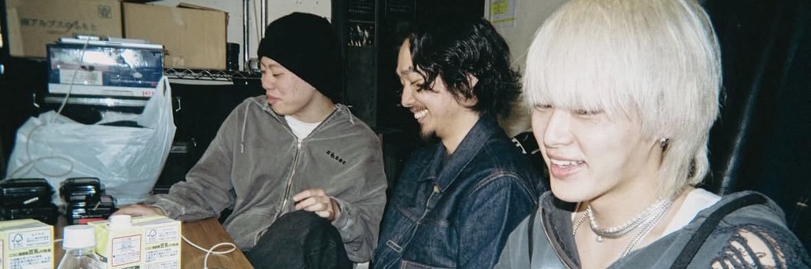 menonn16's profile banner image