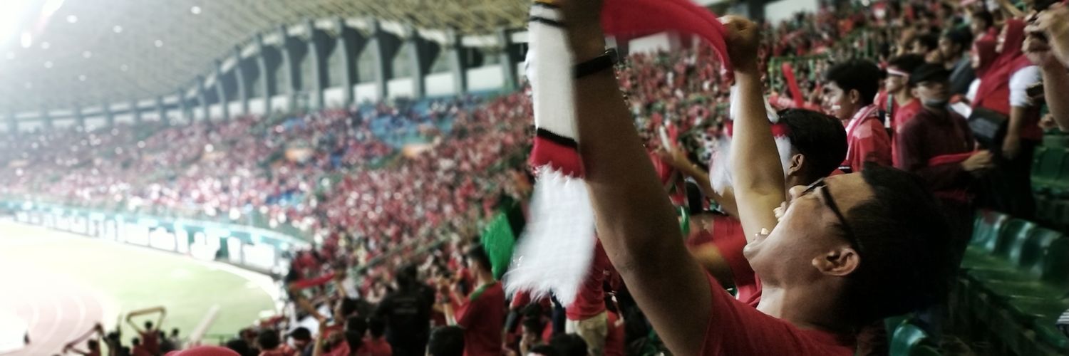 eenddin's profile banner image