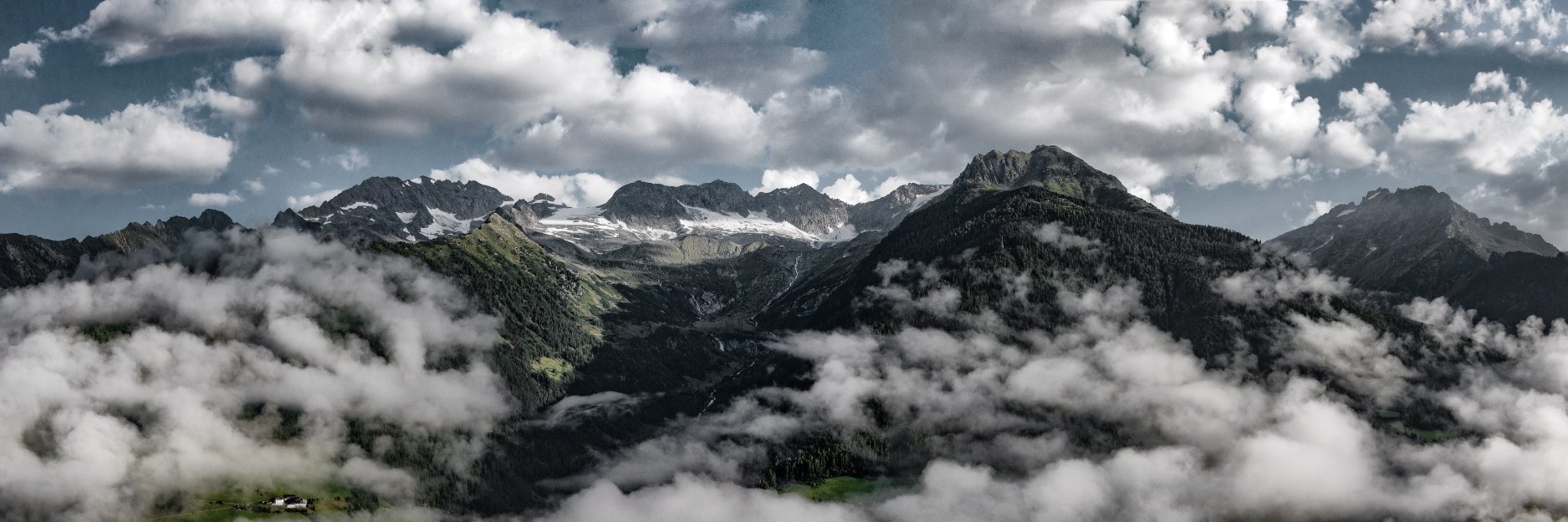 philyasger's profile banner image