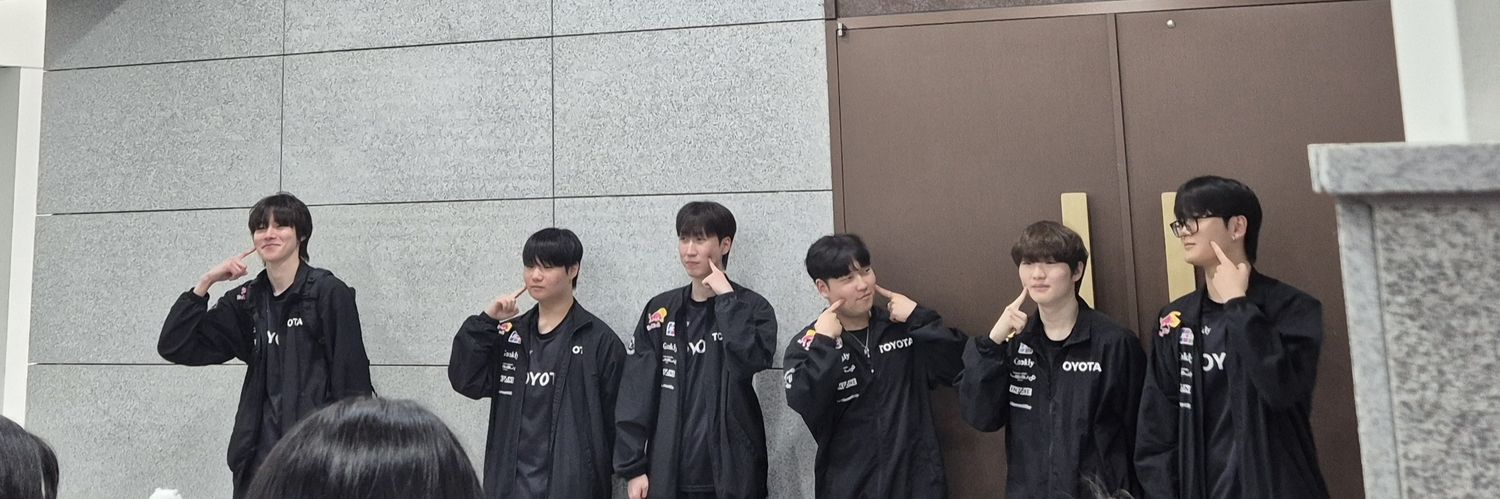칸 banner