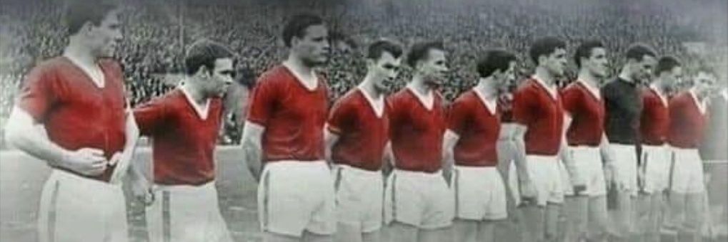 whylee064's profile banner image