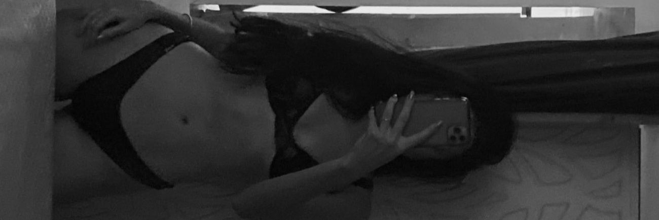 poxamonika's profile banner image