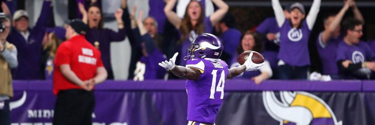 strukey's profile banner image