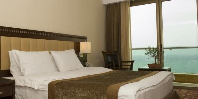 LancasterSuites's profile banner image