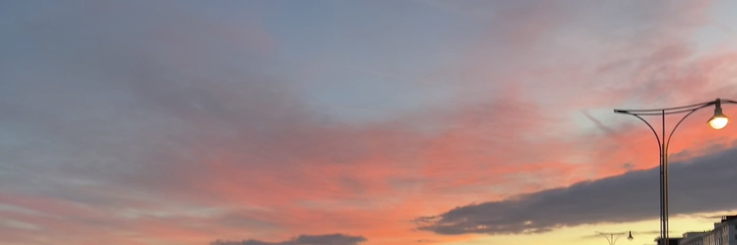 Cockneynowitall's profile banner image