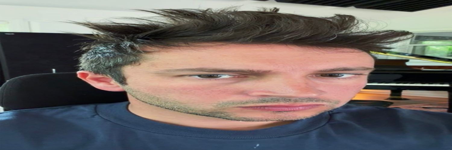 t banner