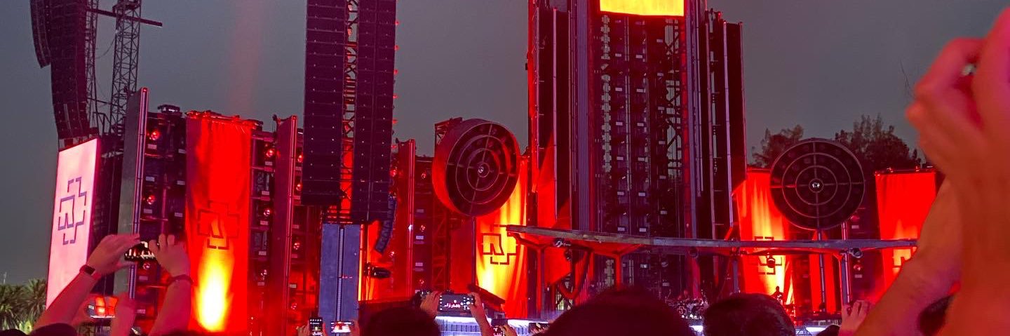davarguez's profile banner image