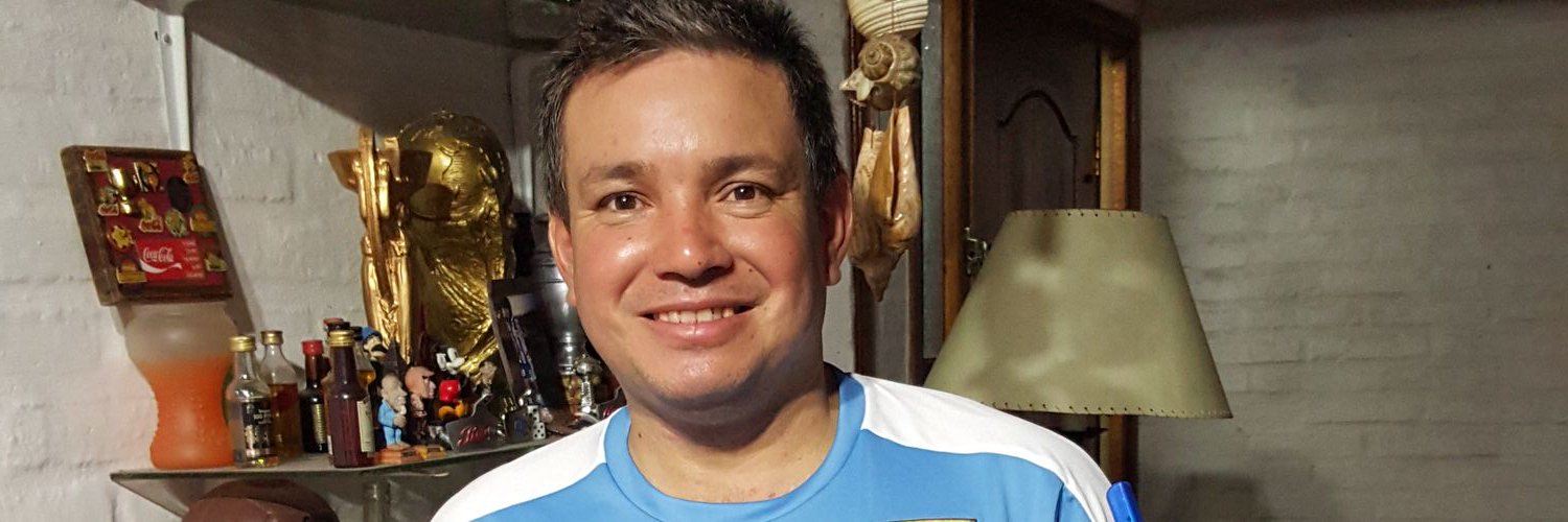 robertosito's profile banner image