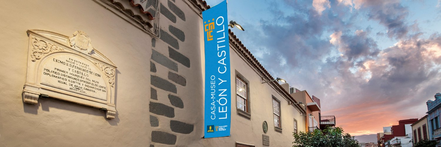 C.M. León y Castillo banner