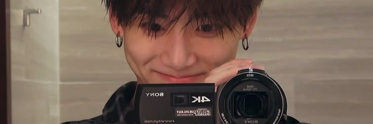 luvskeon's profile banner image