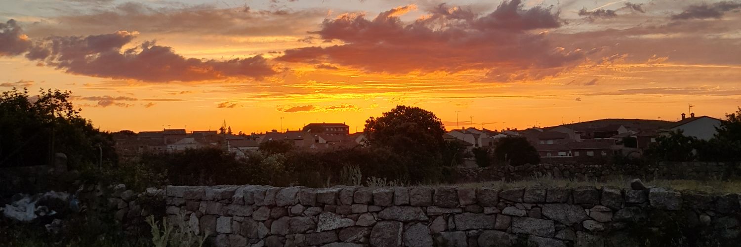 luzmayo30's profile banner image