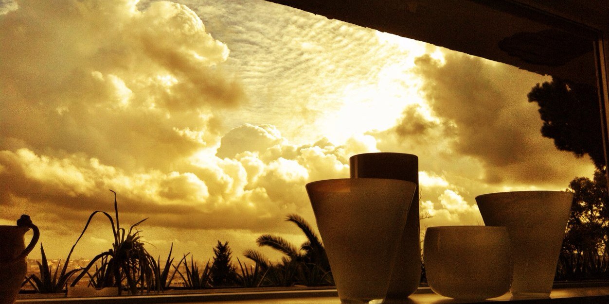 naike rivelli banner