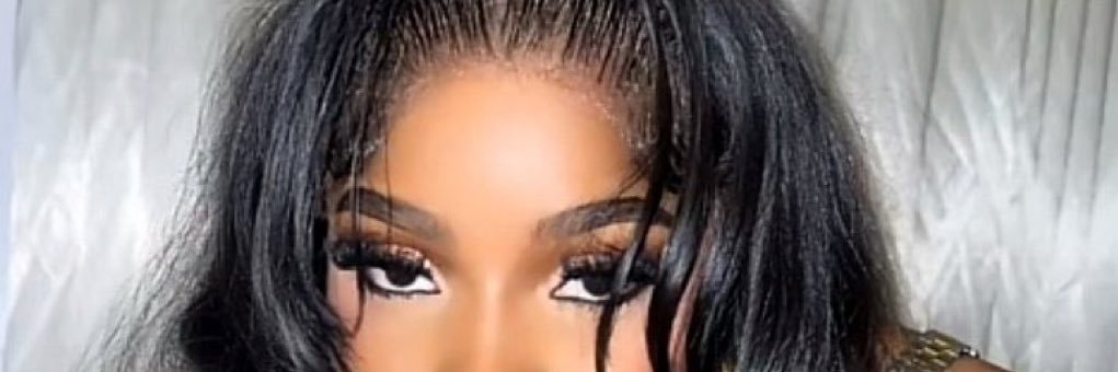 ISABELLA FANPAGE 🪝💜 banner