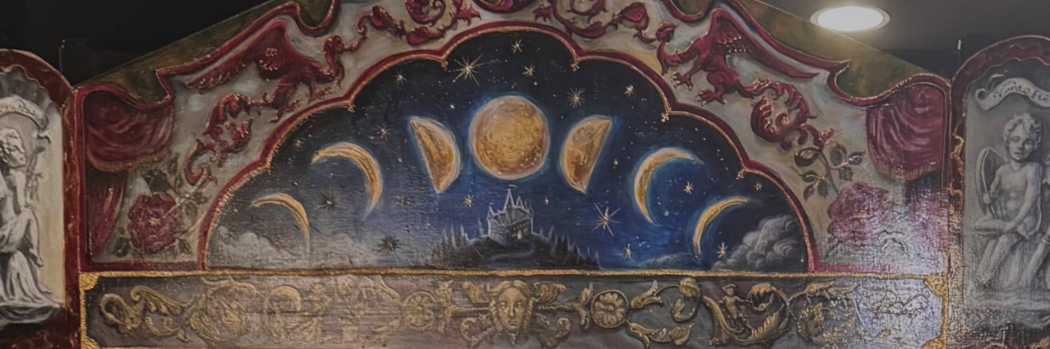 Moon Phase Vintage 原宿/表参道 banner