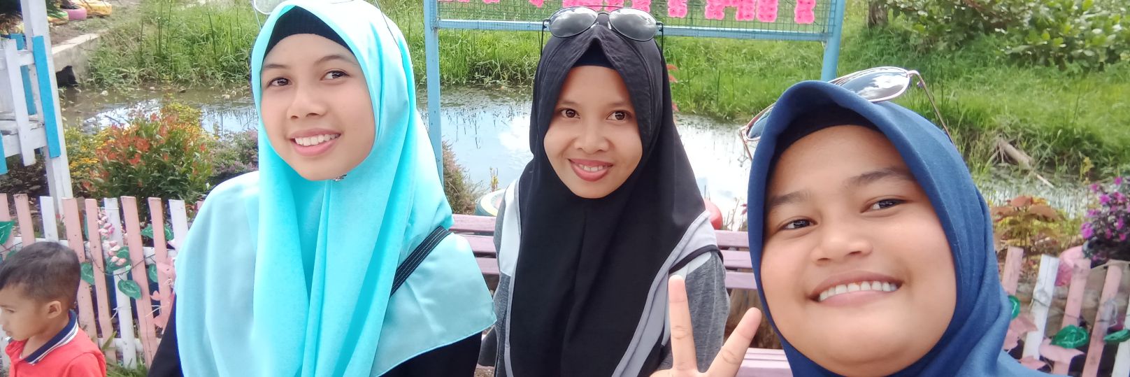 ika28rizka's profile banner image