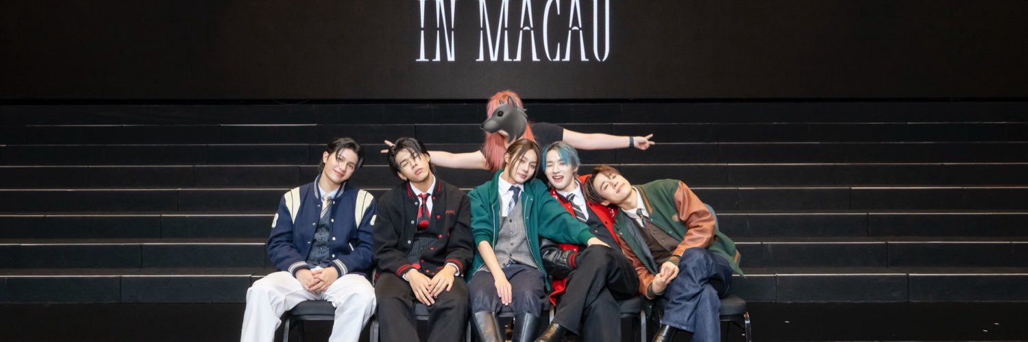 LookchinSmote's profile banner image