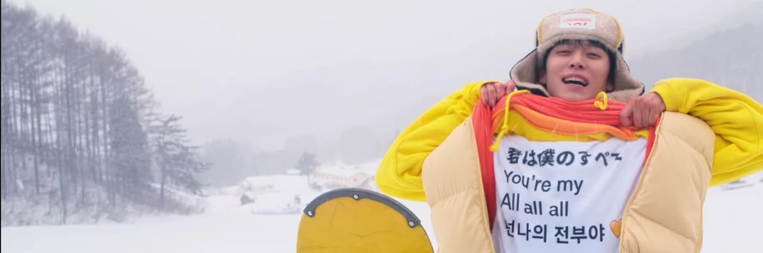 lynnninnyl's profile banner image
