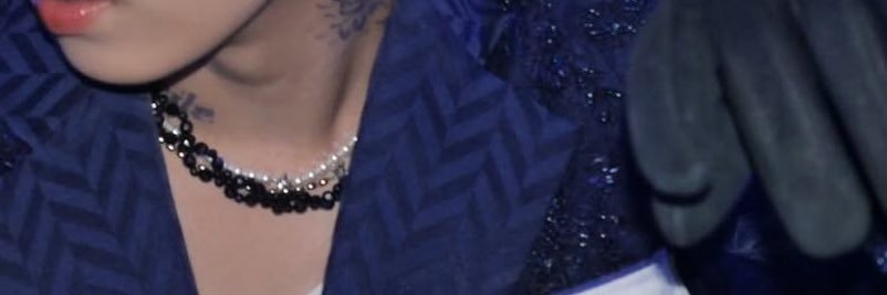 R banner