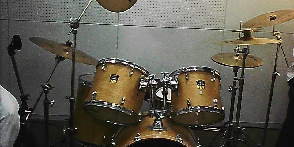 drum310_'s profile banner image