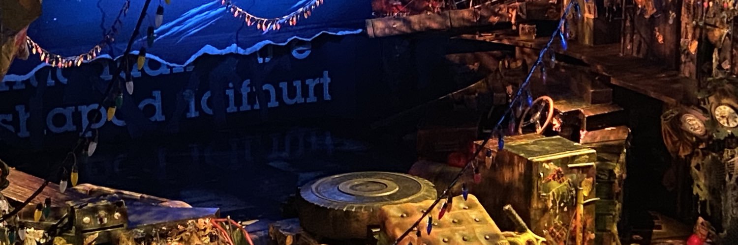 nico🦦 banner
