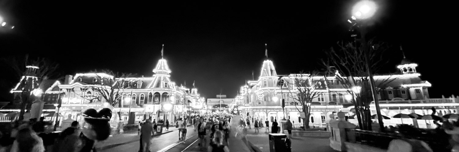 e_campitelli's profile banner image