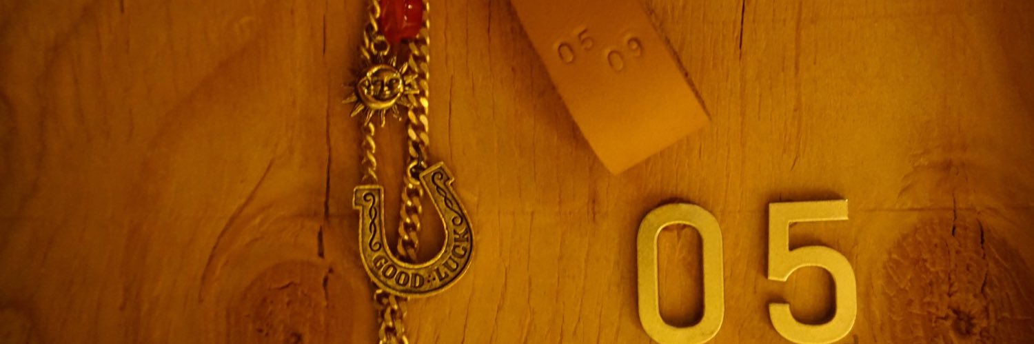 anuzim0's profile banner image