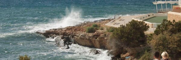 loveibiza Profile Banner