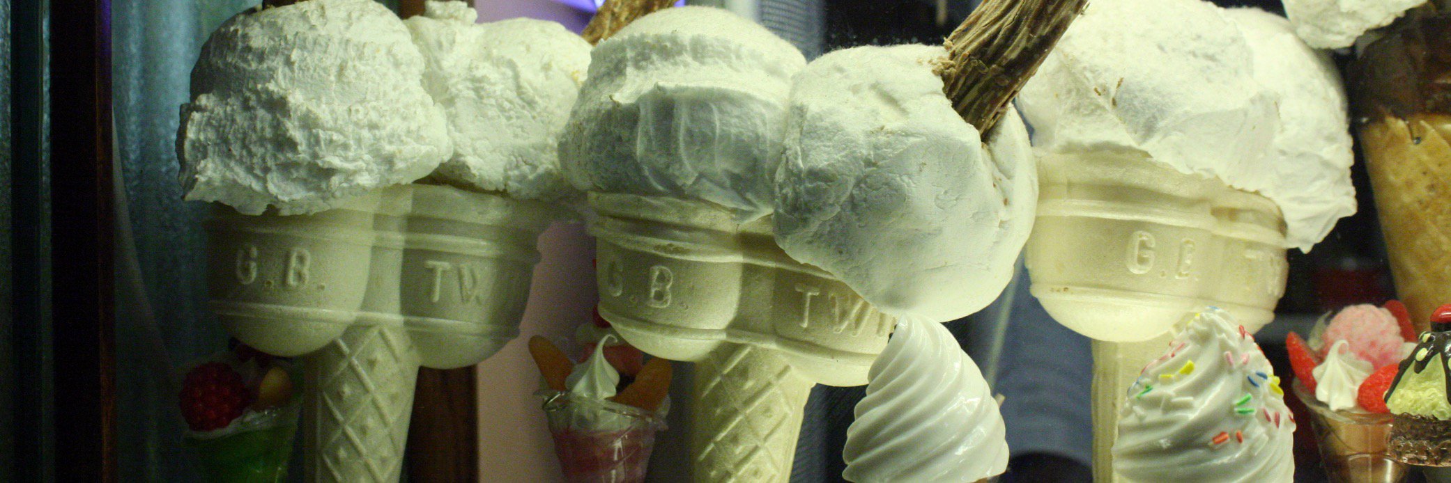 VERBureau's profile banner image