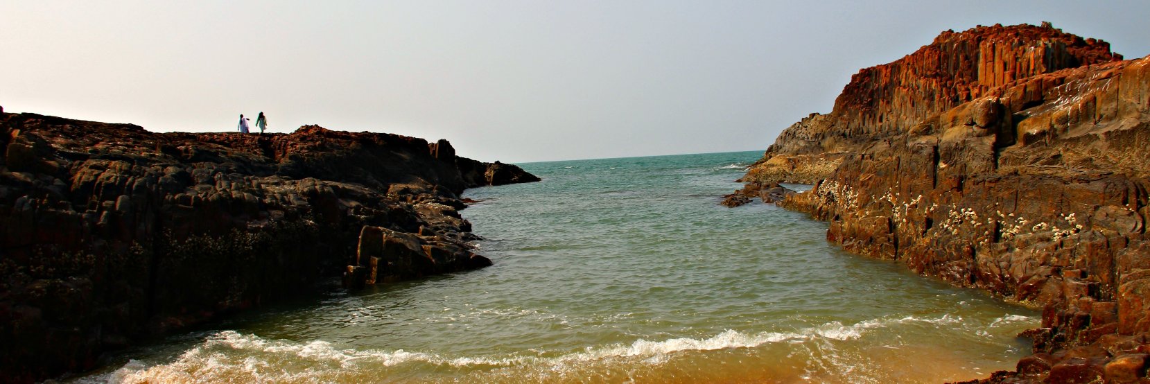 sajna_ali's profile banner image