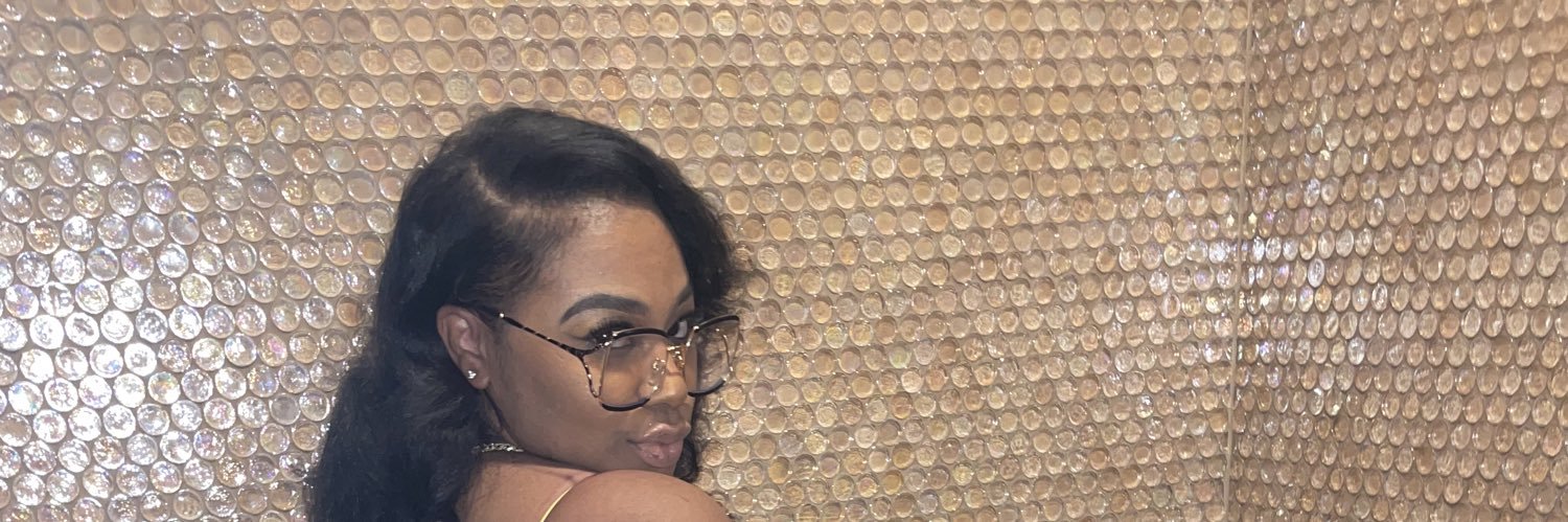 Yaz7min's profile banner image