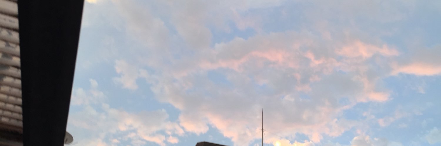 moeeeeka_23's profile banner image