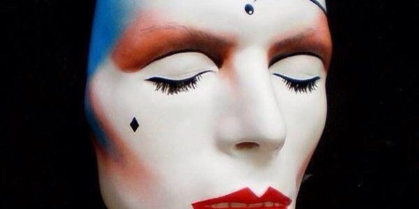 Amanda lloyd. banner