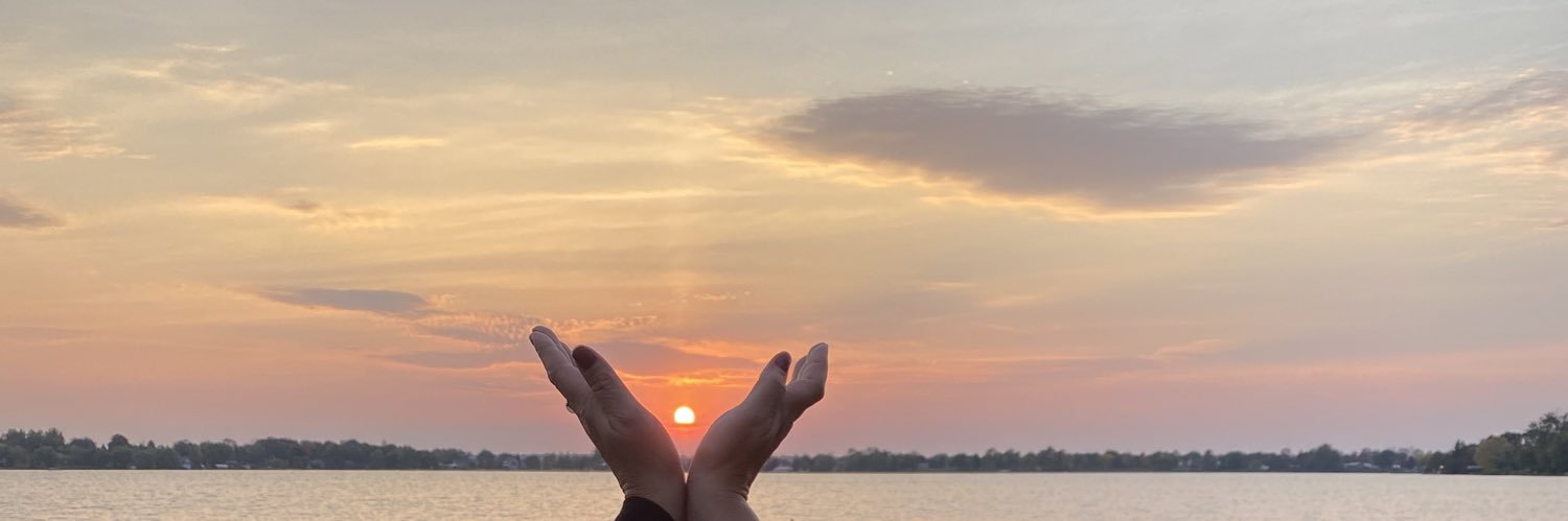 Kim MacFarlane banner