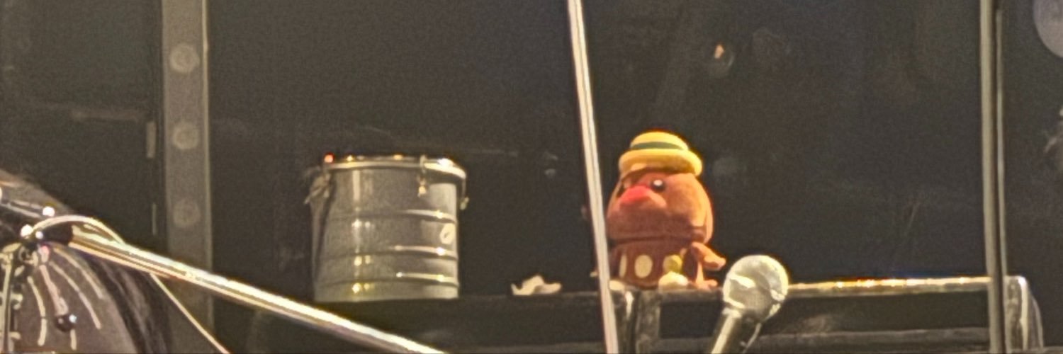 ban082's profile banner image