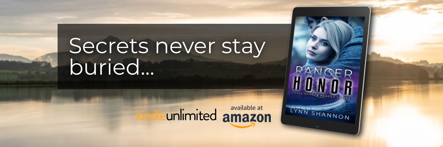 Lynn Shannon 💜📖 banner