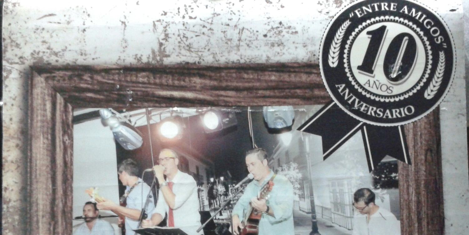 entreamigosleb's profile banner image
