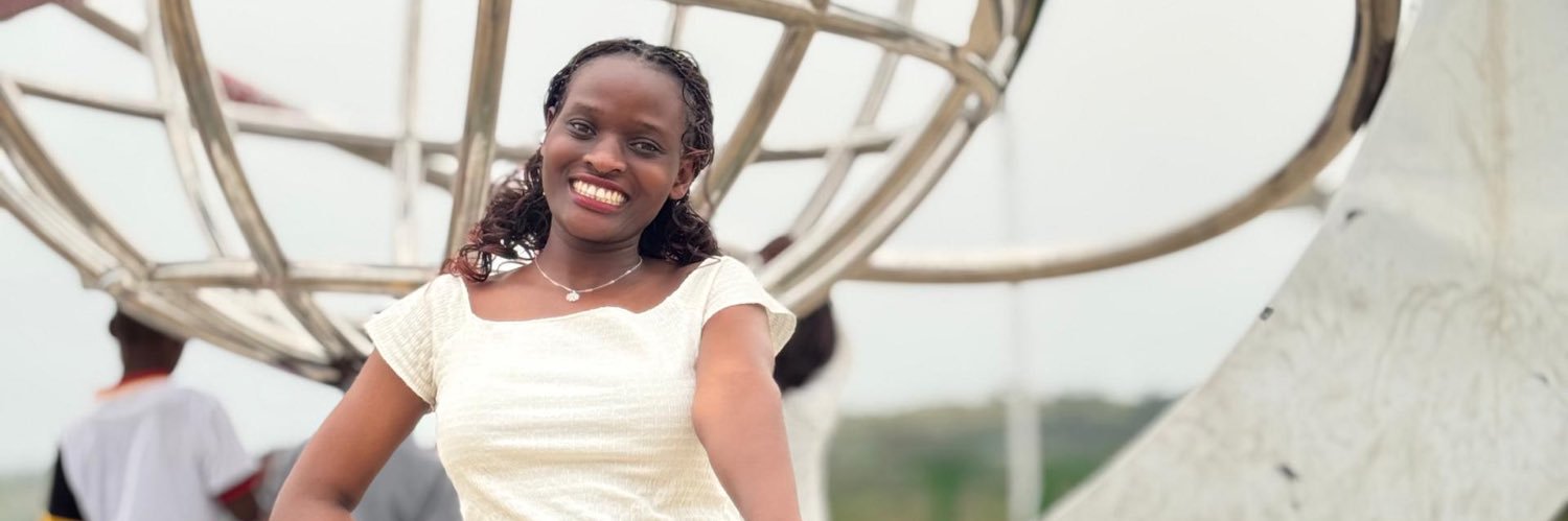 Edith Namara 🥰 banner