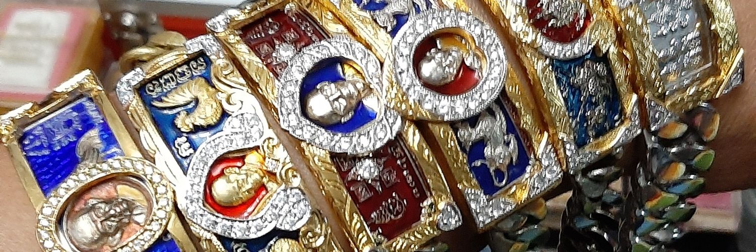 Latinment1976's profile banner image