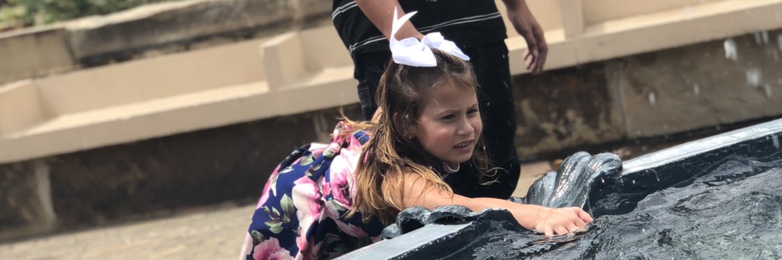 Chelsimarieee's profile banner image