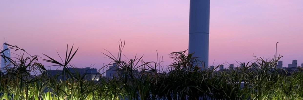 4 banner