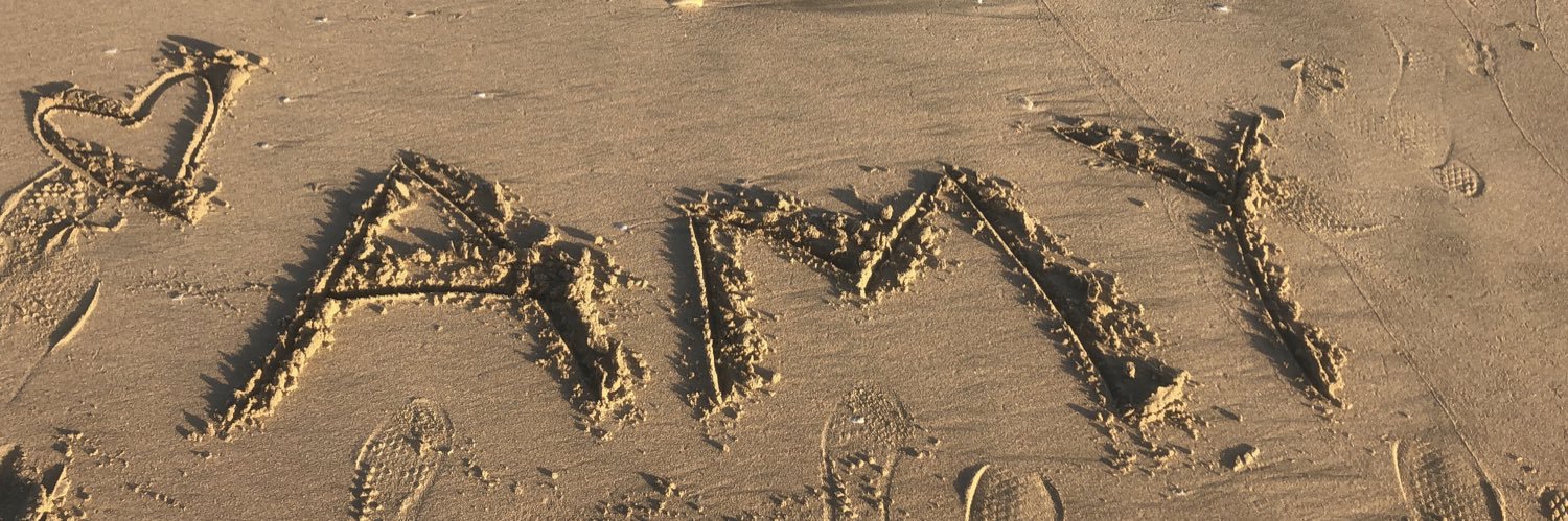 typiicalamy's profile banner image