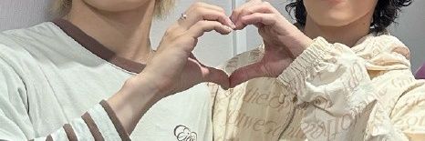 Y banner