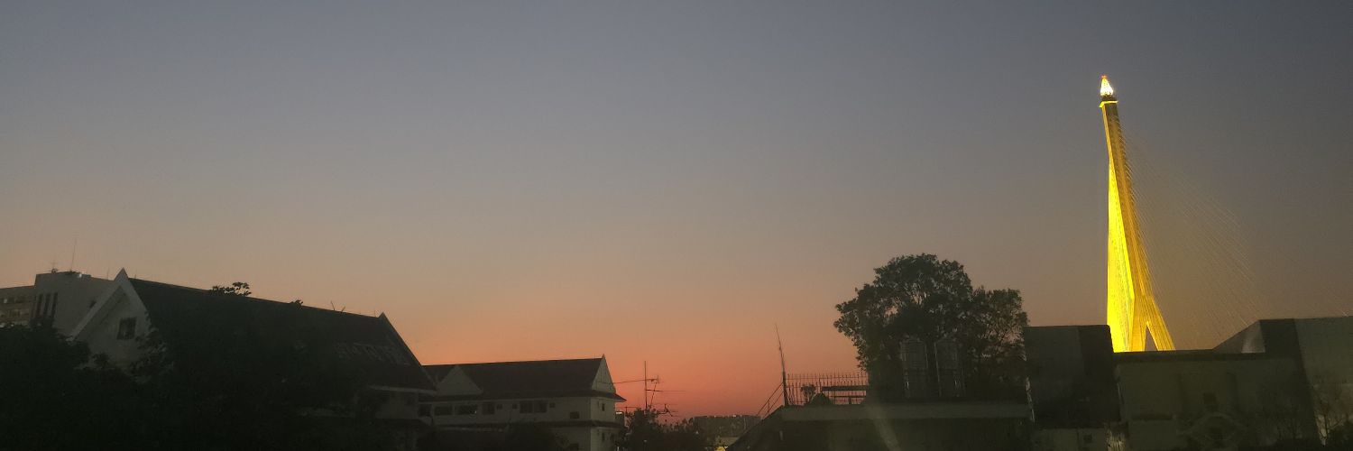 moonoii_nat's profile banner image