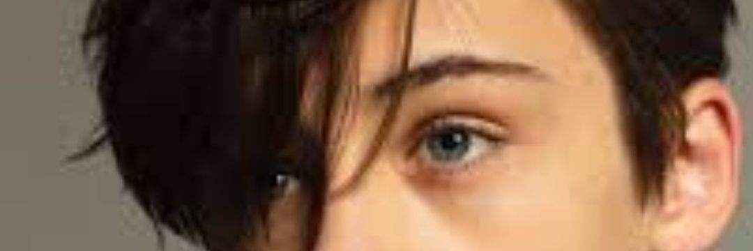 y64081's profile banner image