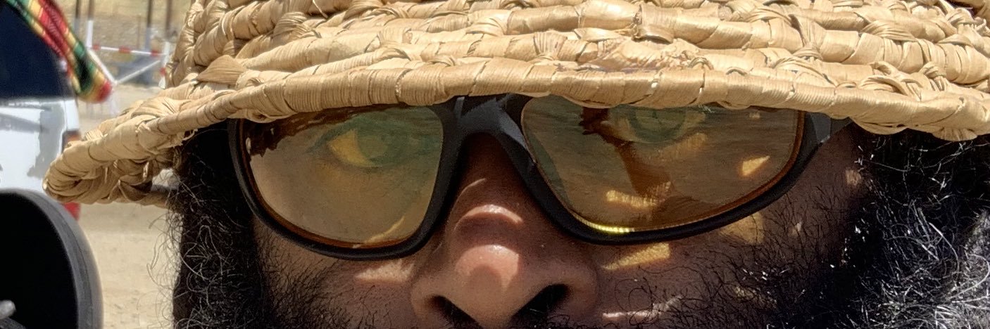 yahsimi's profile banner image
