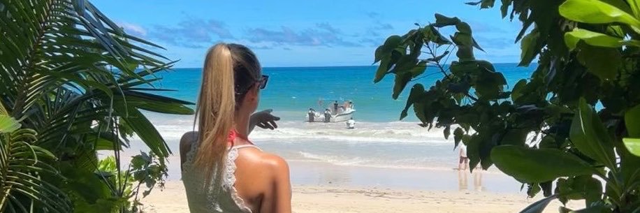 larabbylane's profile banner image