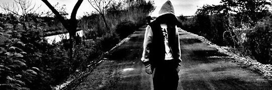 kzryx's profile banner image