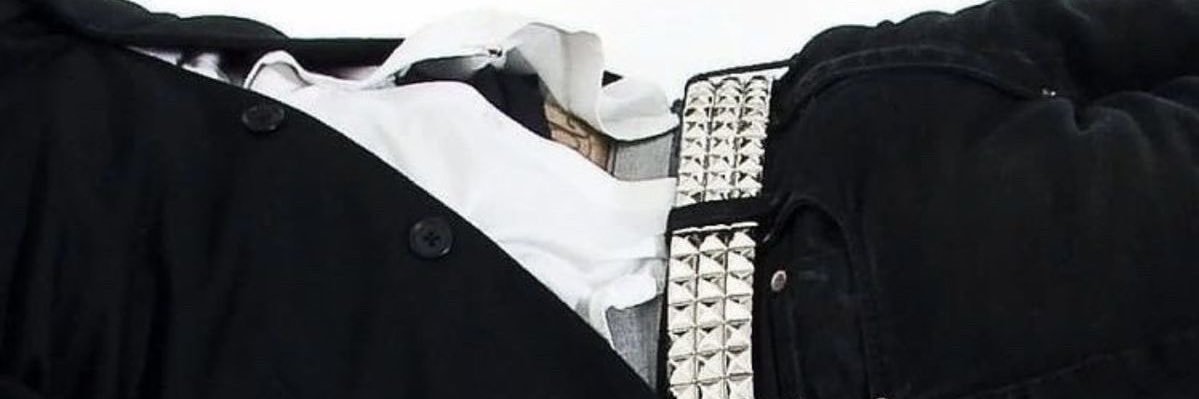 r's banner