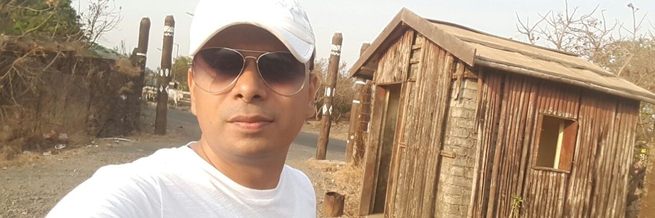 khanmakmal's profile banner image