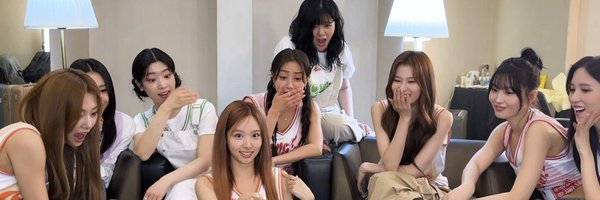 BarbraWyre Profile Banner